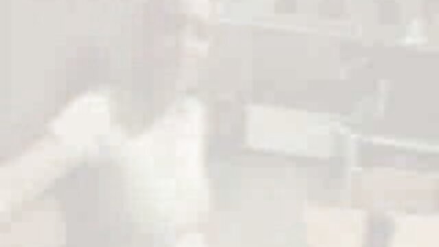 ડ્યૂડ ટેગન રિલેની રુવાંટીવાળા સેક્સી બીપી લાલ વાળવાળા યોનિ પર વીર્ય છાંટે છે